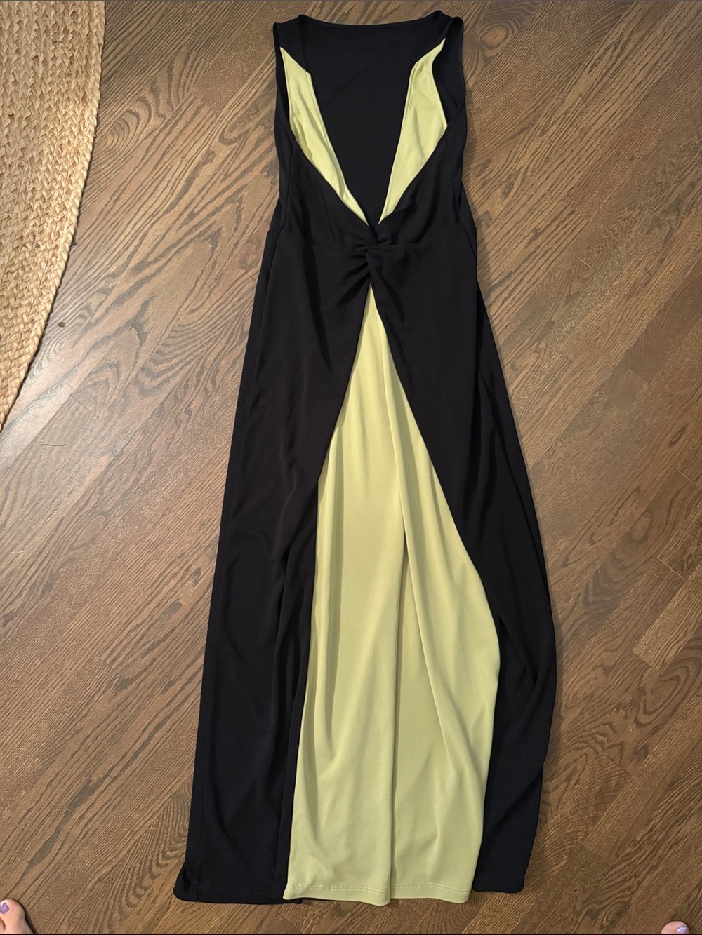 BCBG max Azria Sleeveless Black Maxi Dress with Pale Lime Inset and Twist Detail